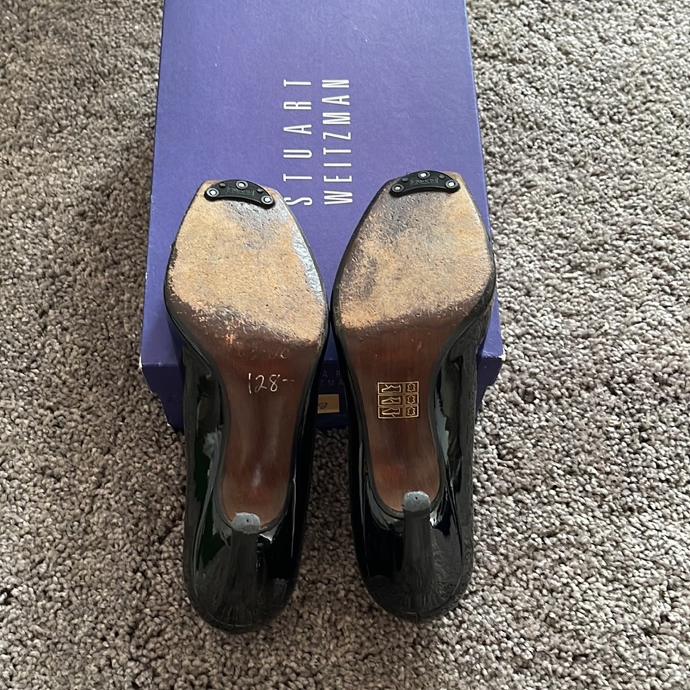 Stuart Weizmann Peek A Boo Toe Shoe Size 8 - image 4